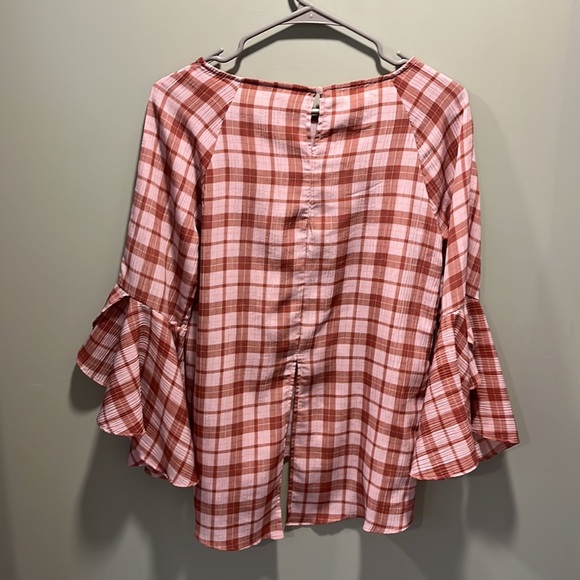 Lauren Conrad Pink Blouse - Picture 3 of 3